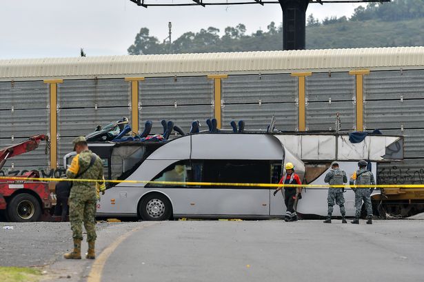 0_Fatal-Crash-Accident-In-Atlacomulco-Between-A-Freight-Train-And-Passenger-Bus.jpg